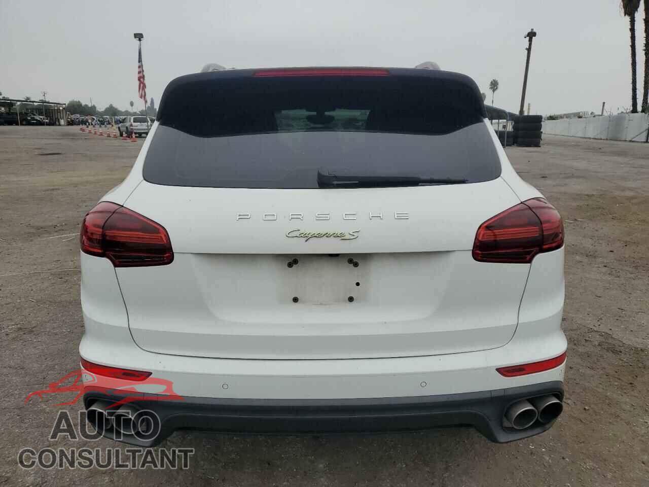 PORSCHE CAYENNE 2017 - WP1AE2A2XHLA75671