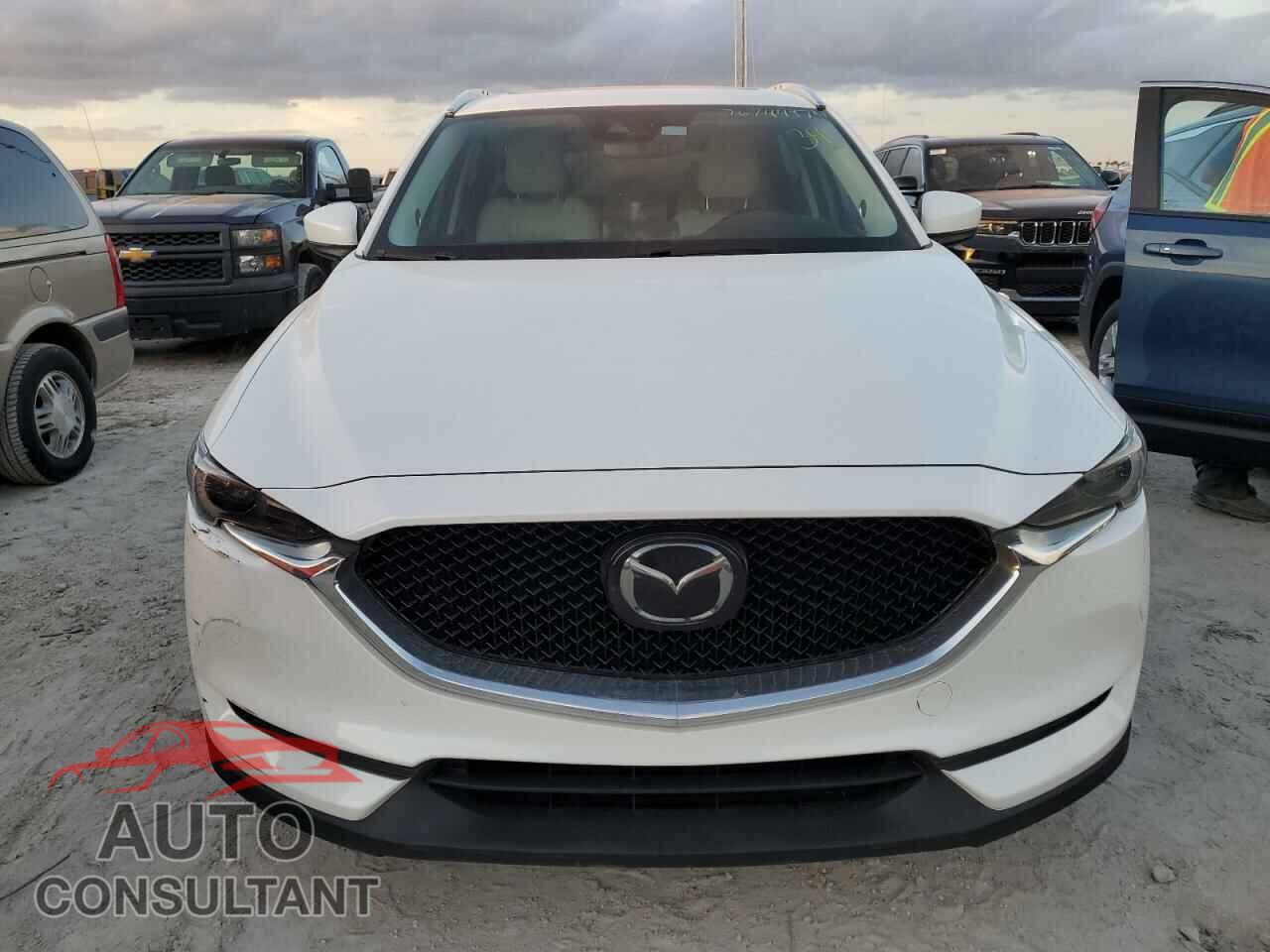 MAZDA CX-5 2018 - JM3KFADM3J0304751