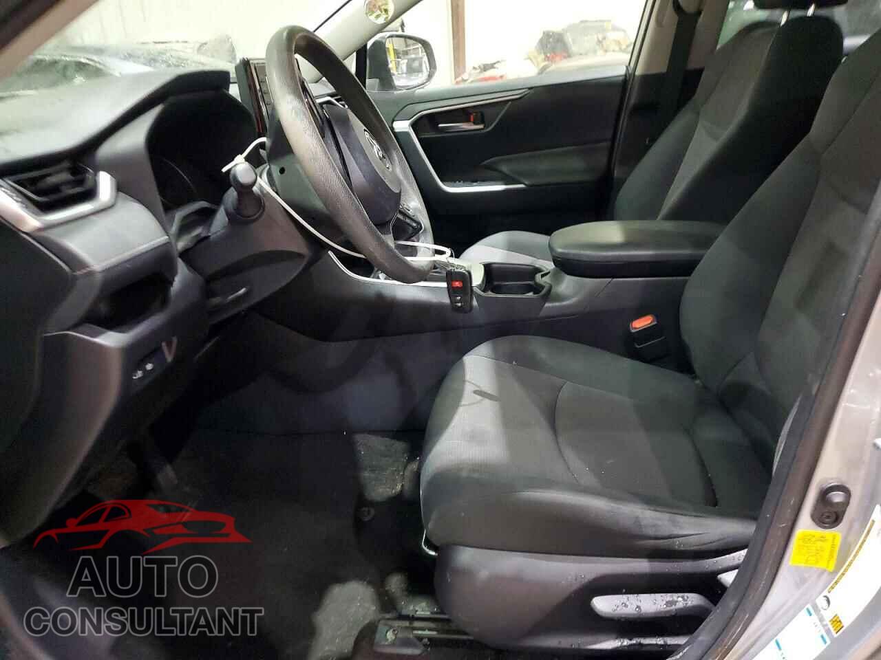 TOYOTA RAV4 2019 - JTMP1RFV8KD507291