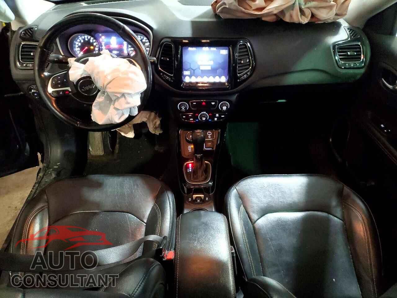 JEEP COMPASS 2020 - 3C4NJDCB7LT246090