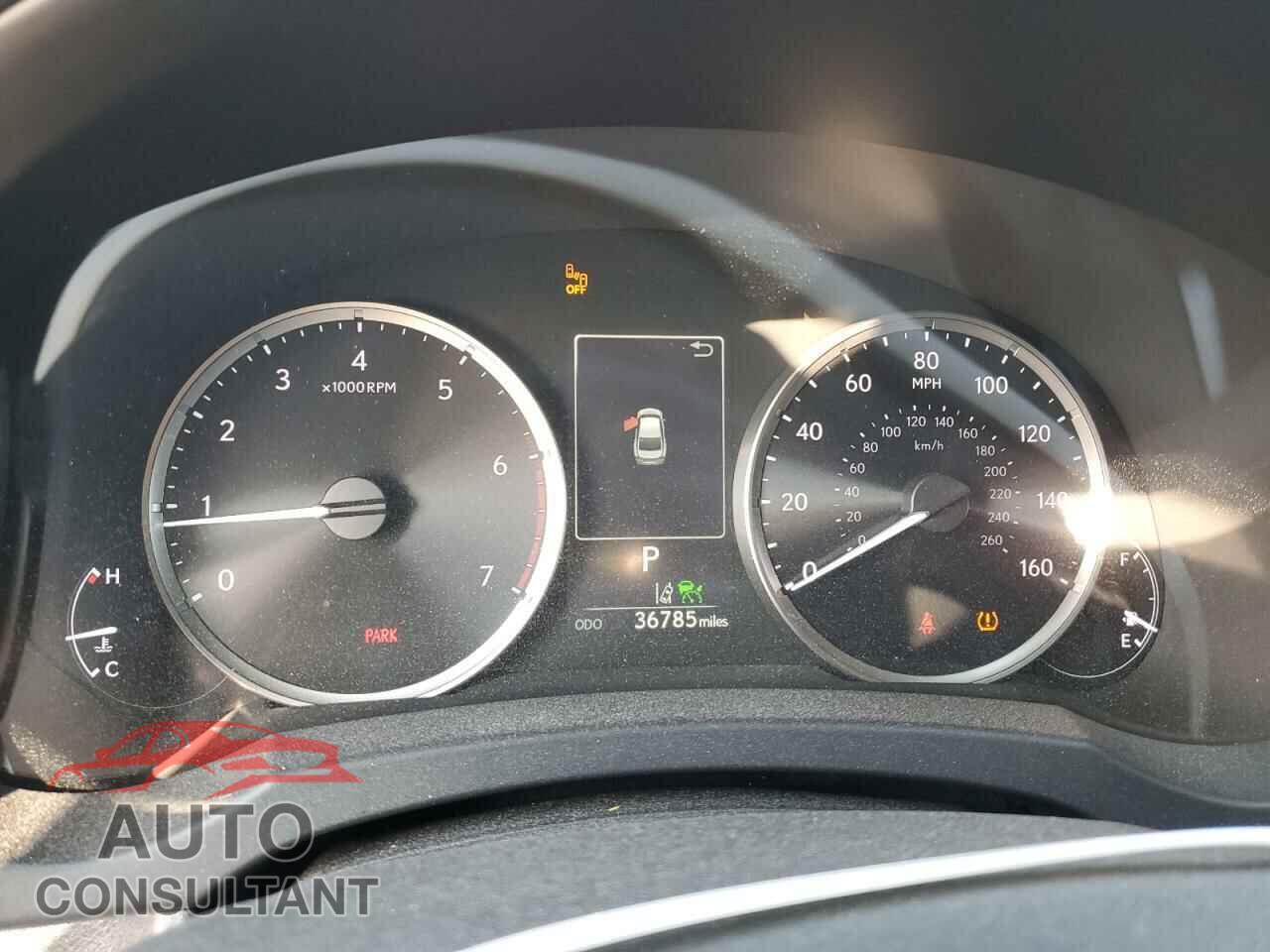 LEXUS IS 2021 - JTHCA1D20M5117600