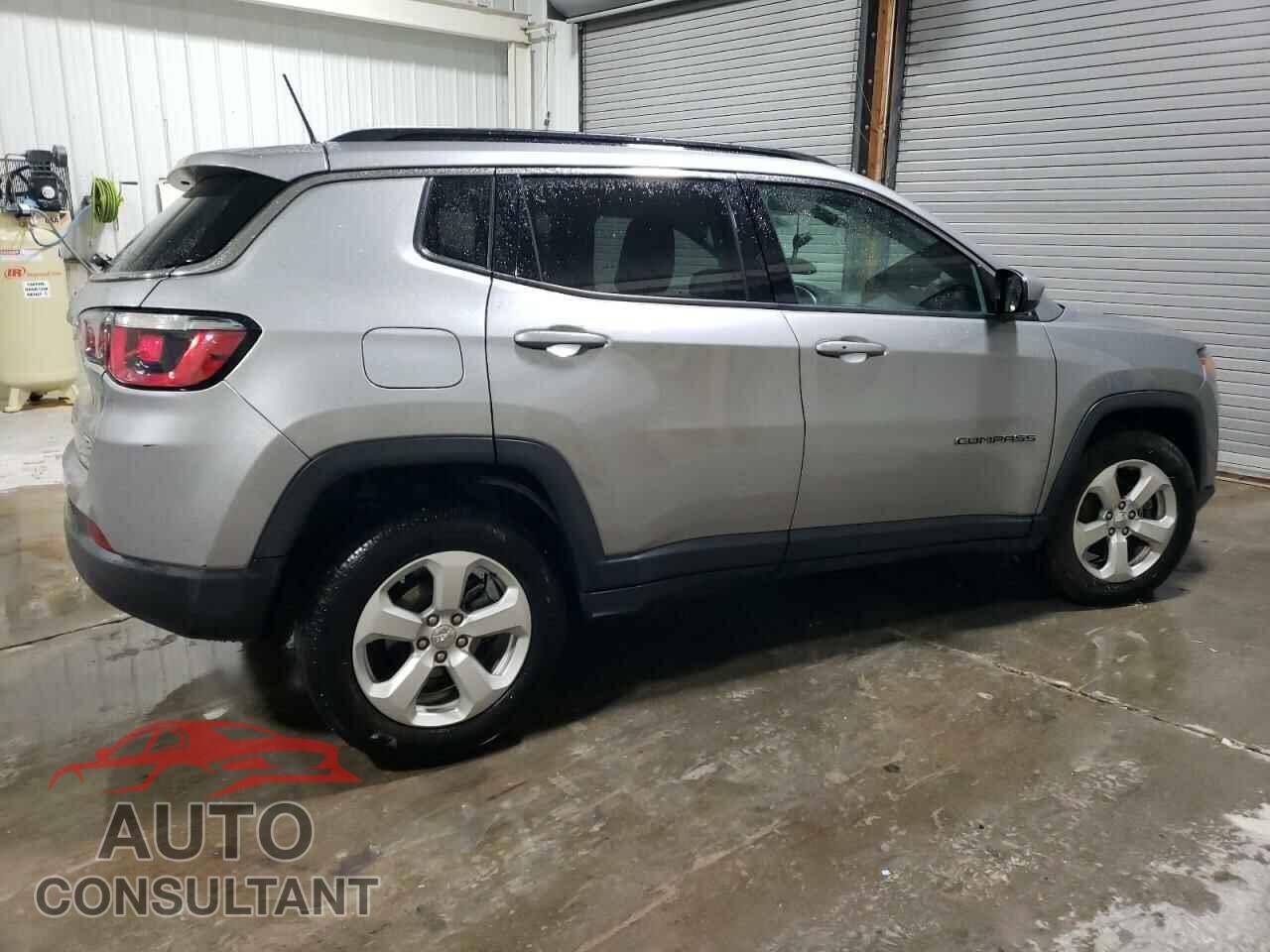 JEEP COMPASS 2019 - 3C4NJDBB8KT641508