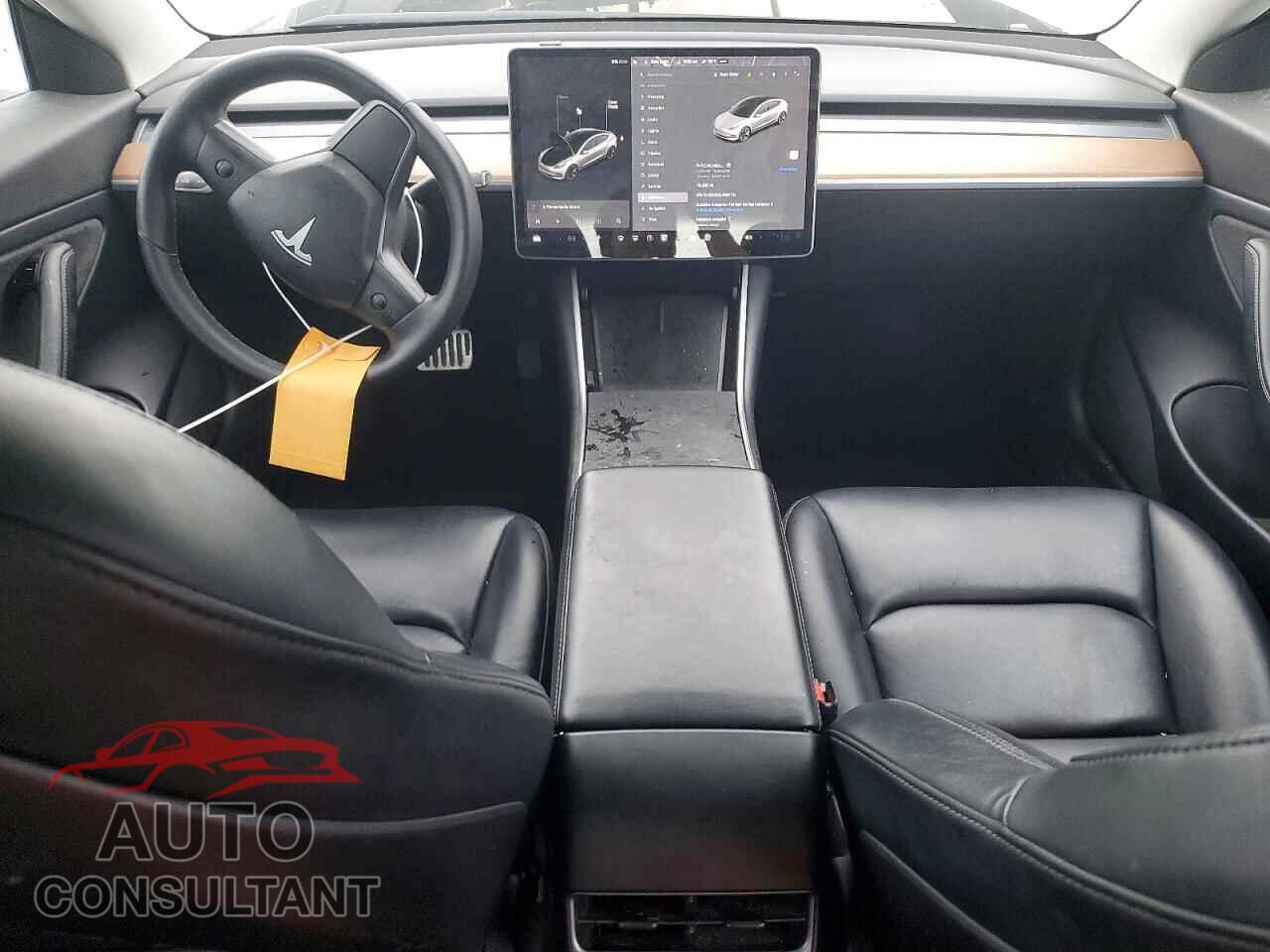 TESLA MODEL 3 2020 - 5YJ3E1EBXLF650734
