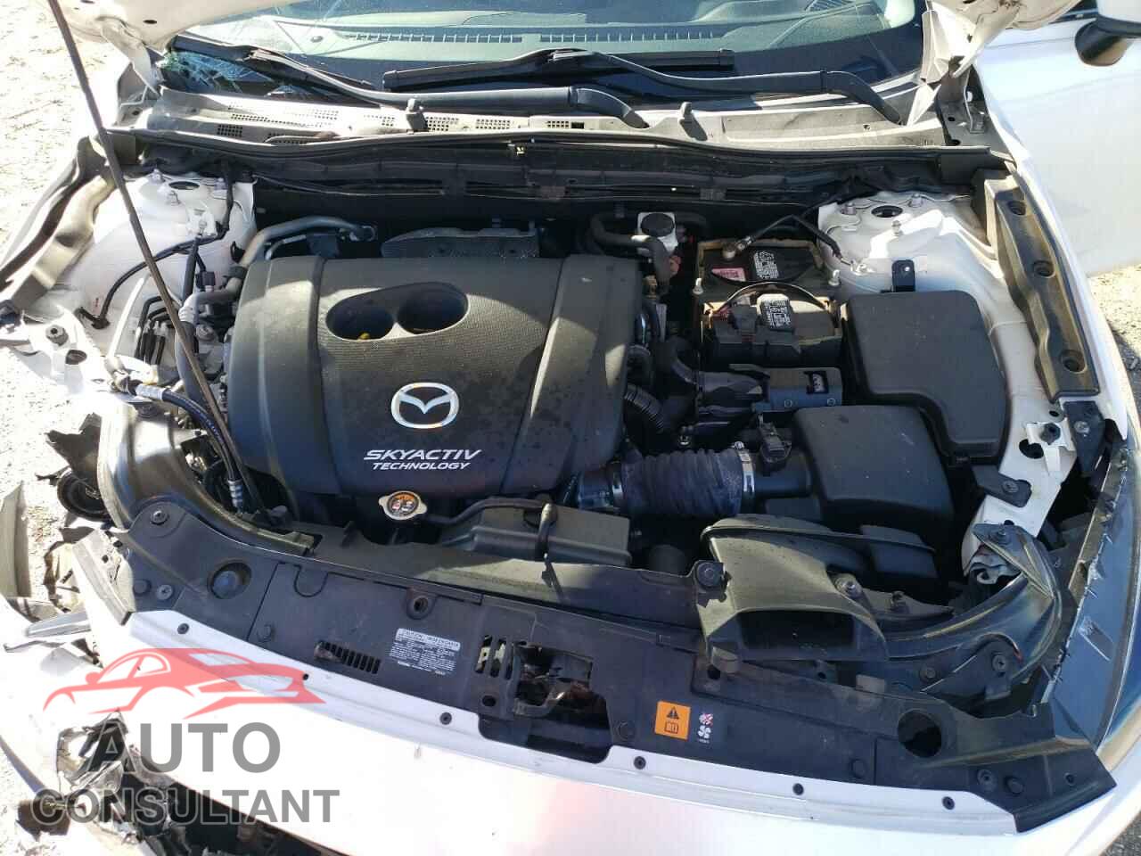 MAZDA 3 2018 - 3MZBN1V32JM256896