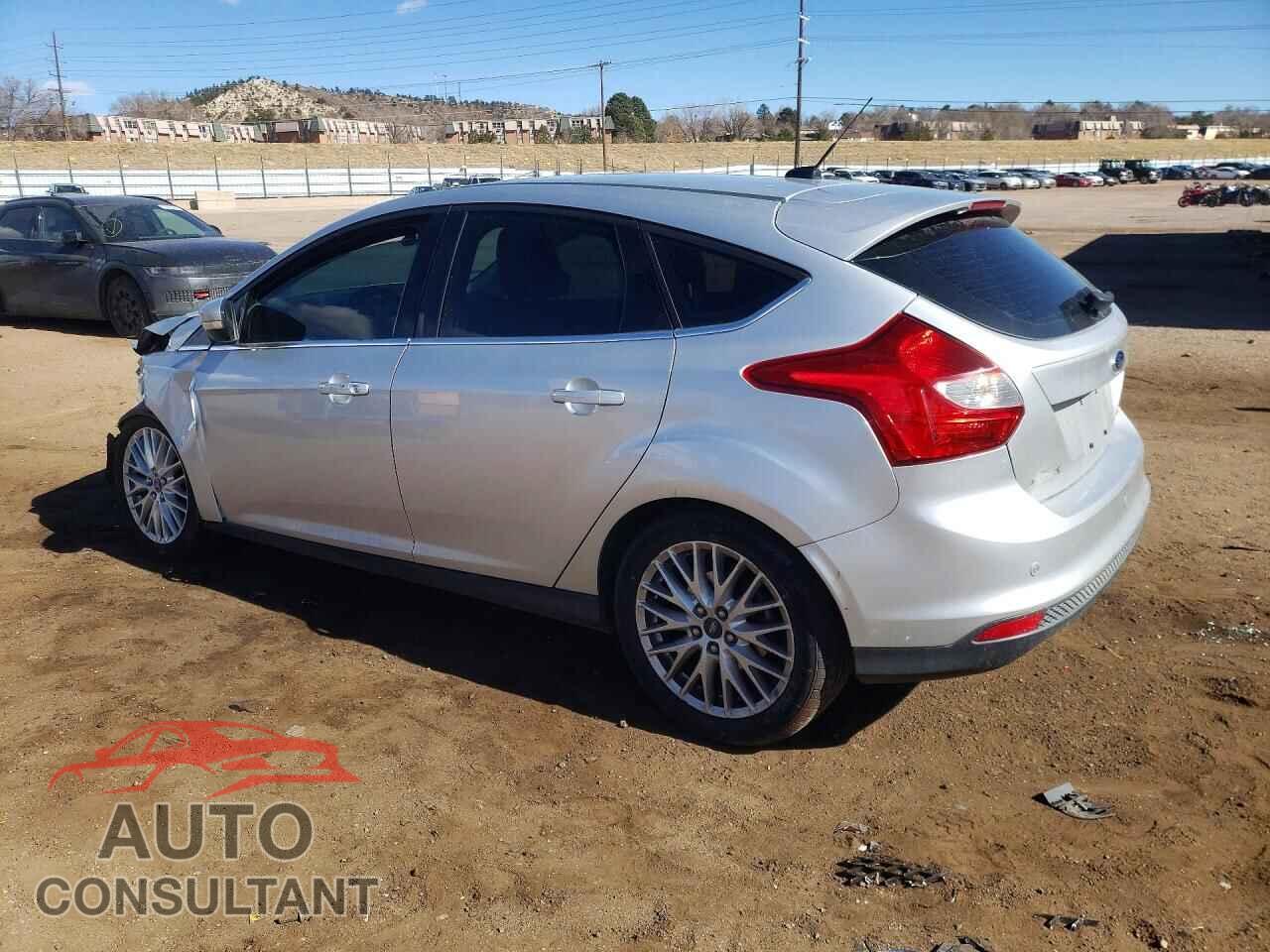 FORD FOCUS 2012 - 1FAHP3M25CL348705