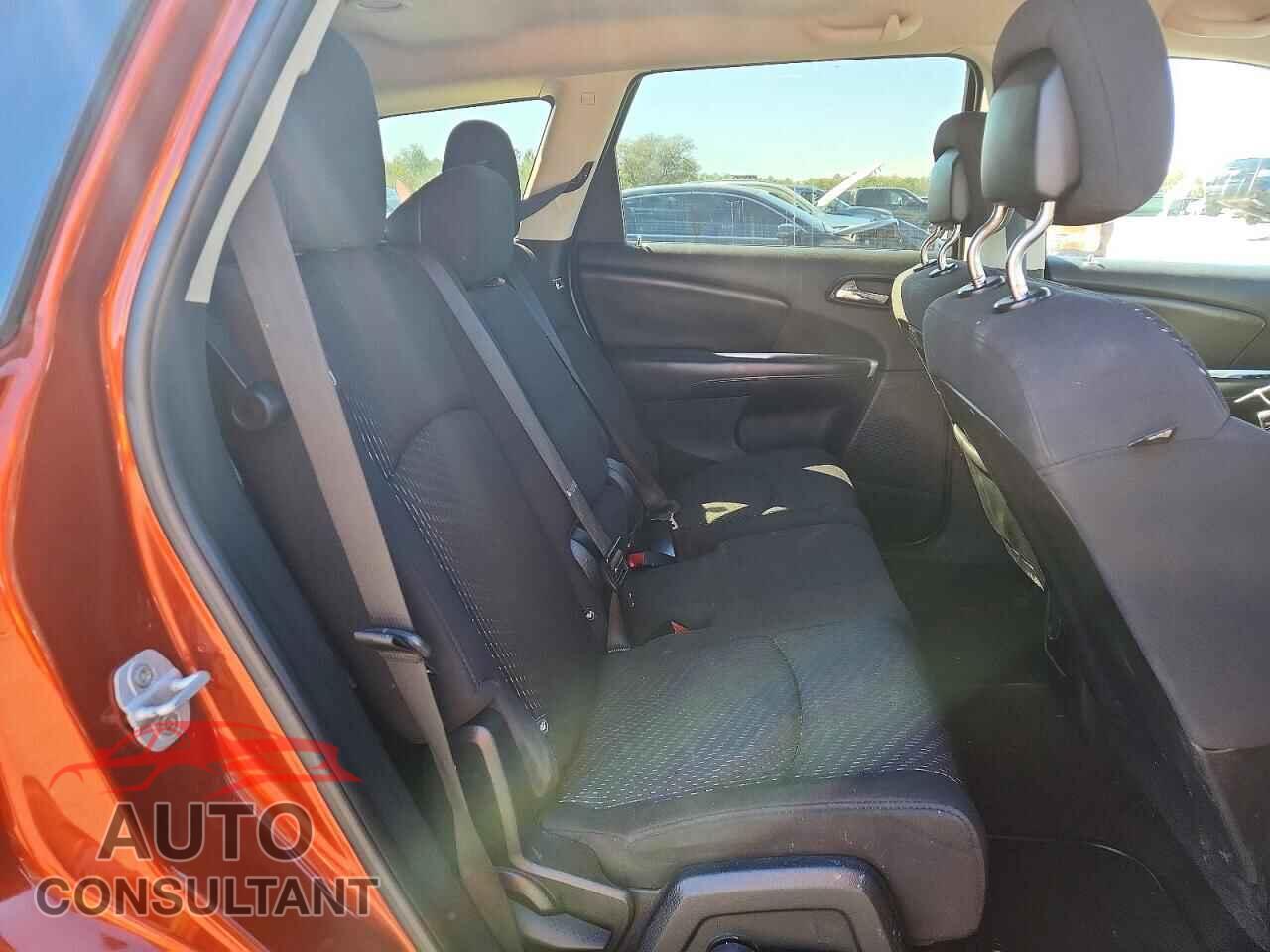 DODGE JOURNEY 2012 - 3C4PDCBG5CT358572
