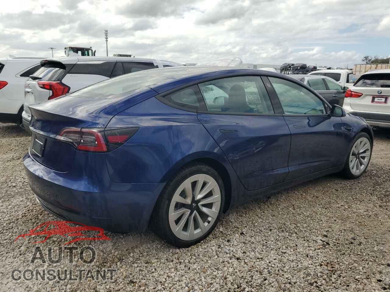 TESLA MODEL 3 2021 - 5YJ3E1EA0MF990757