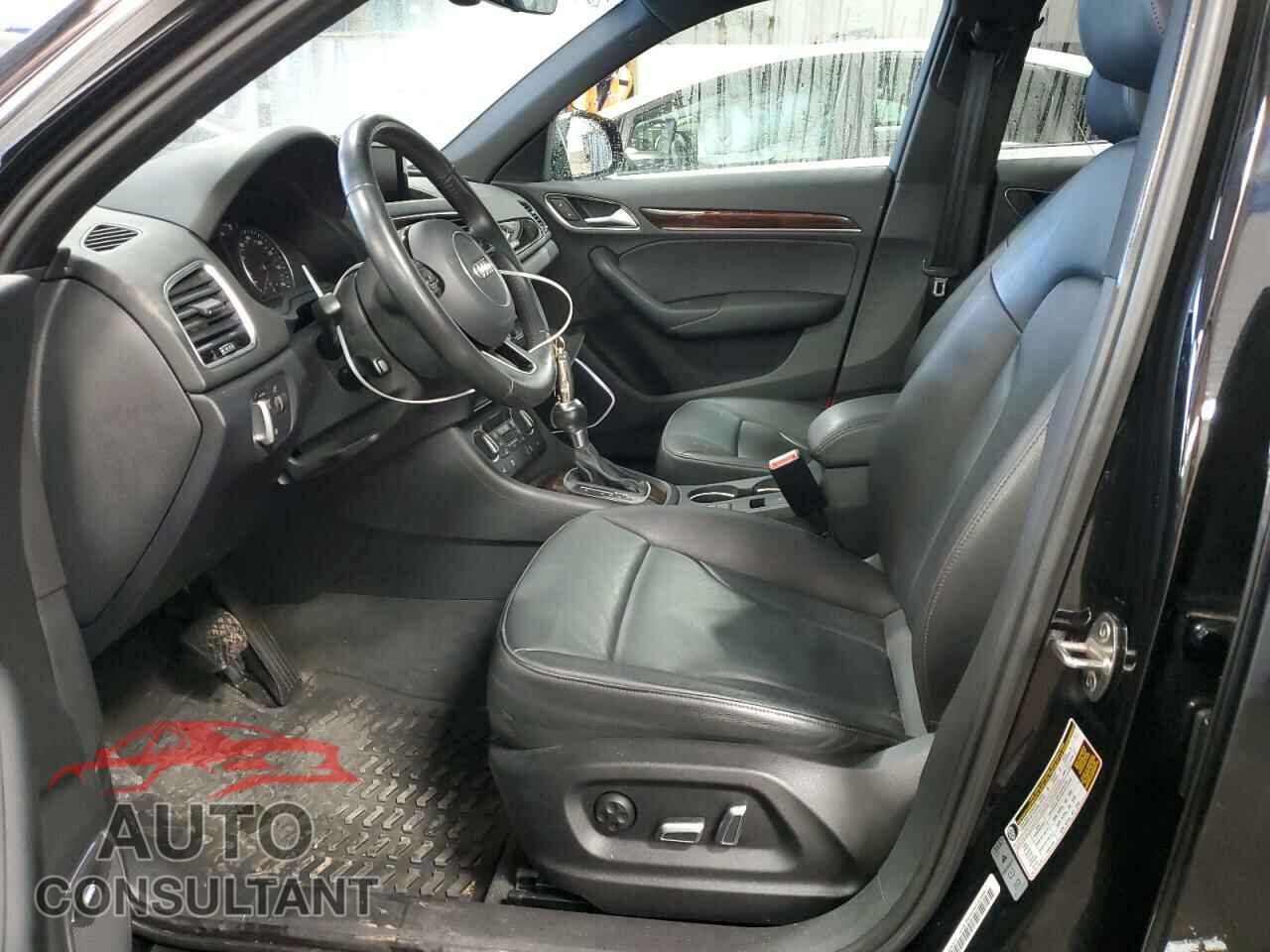 AUDI Q3 2016 - WA1GFCFS9GR009318