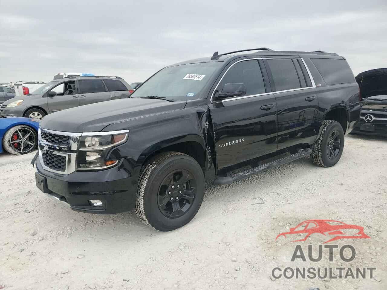 CHEVROLET SUBURBAN 2017 - 1GNSKHKC9HR327844