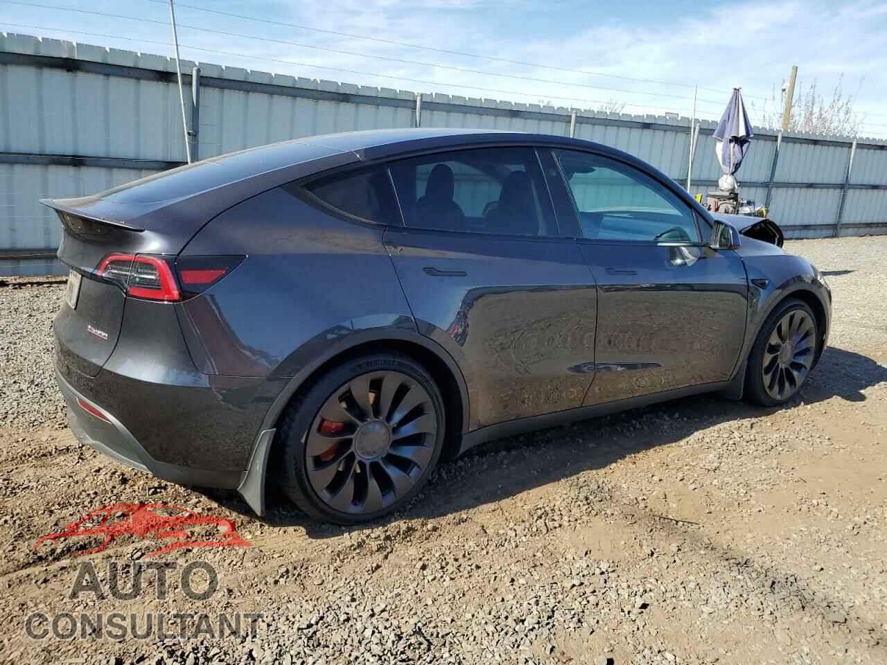 TESLA MODEL Y 2024 - 7SAYGDEF3RF021722