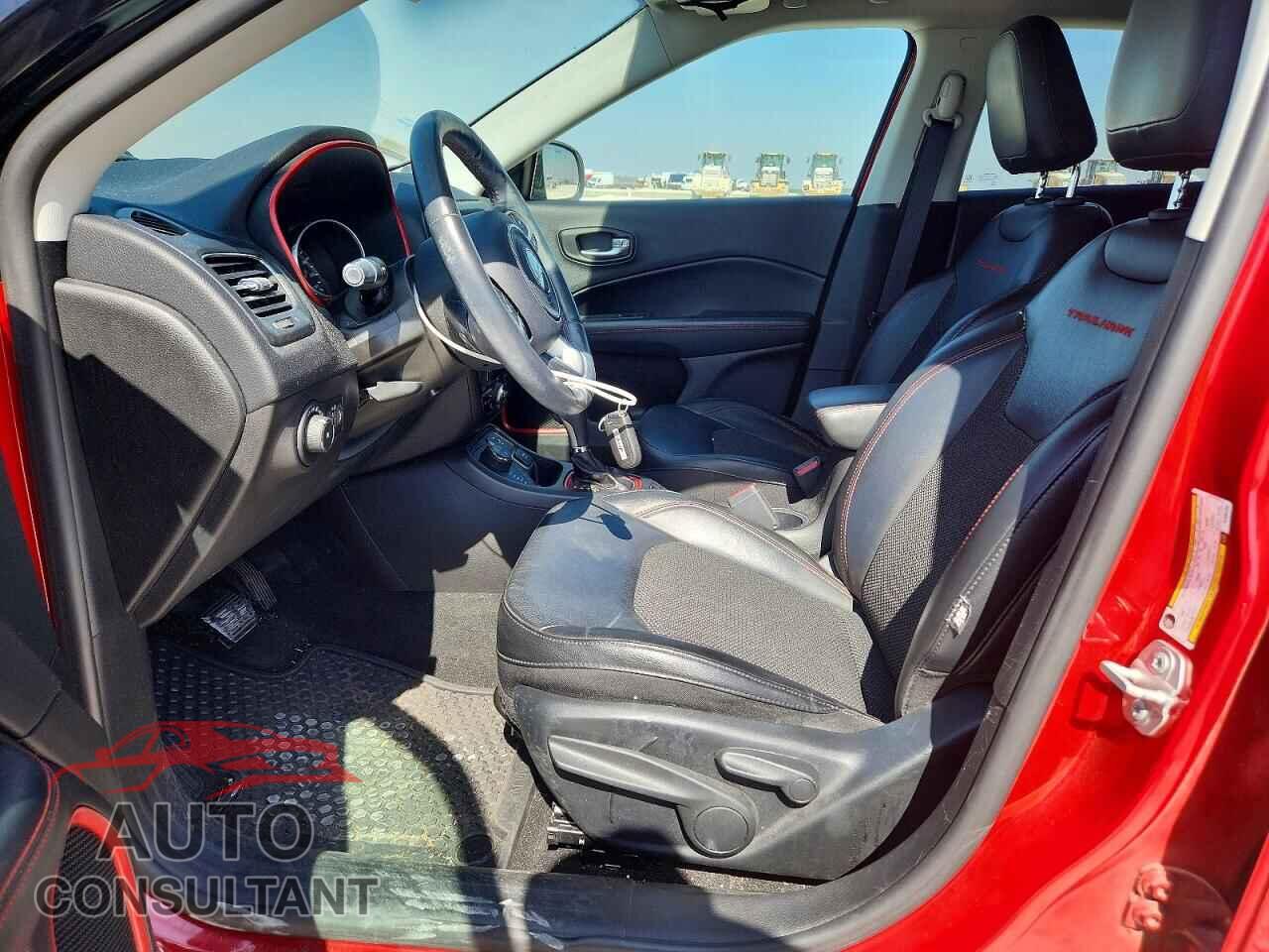 JEEP COMPASS 2019 - 3C4NJDDB4KT686152