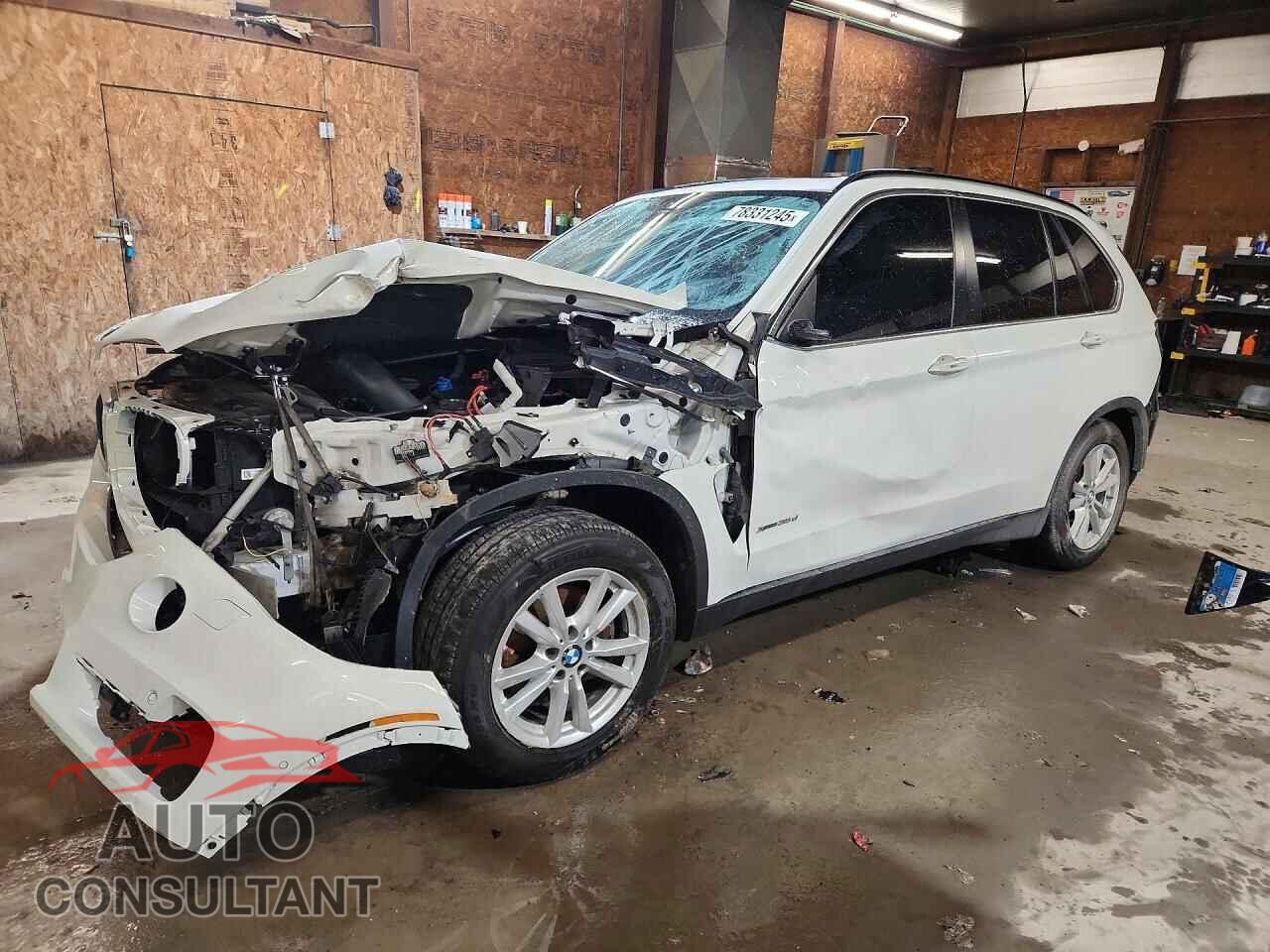 BMW X5 2015 - 5UXKS4C52F0N08740