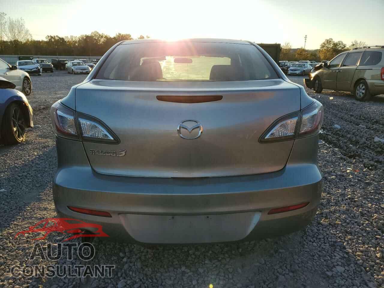 MAZDA 3 2012 - JM1BL1UG1C1555874