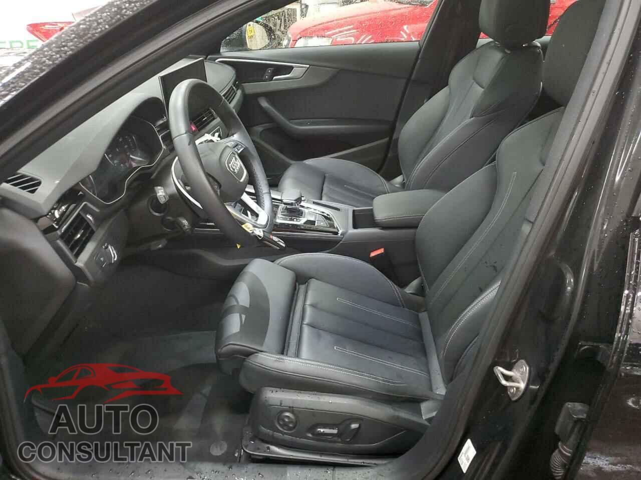 AUDI A4 2024 - WAUDAAF45RN000877