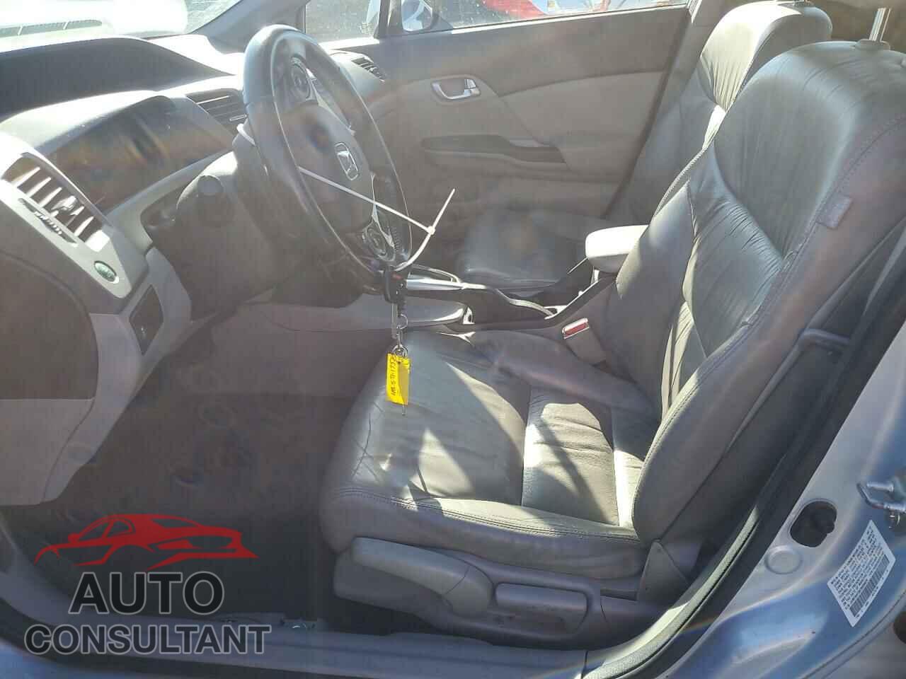 HONDA CIVIC 2012 - JHMFB4F38CS009629