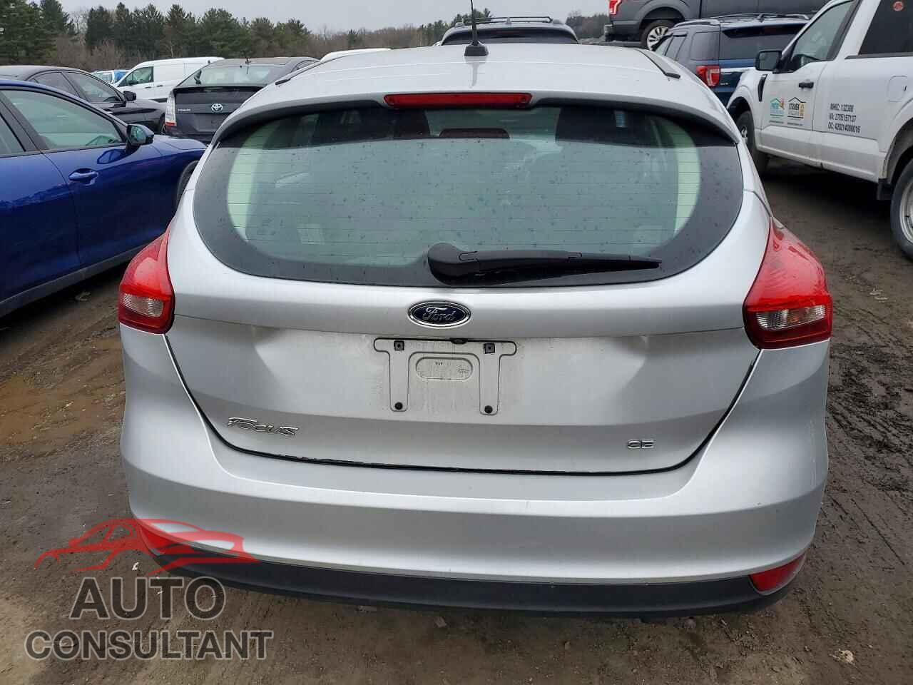 FORD FOCUS 2017 - 1FADP3K21HL232605
