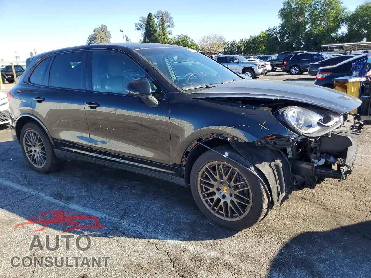 PORSCHE CAYENNE 2017 - WP1AA2A21HKA80985