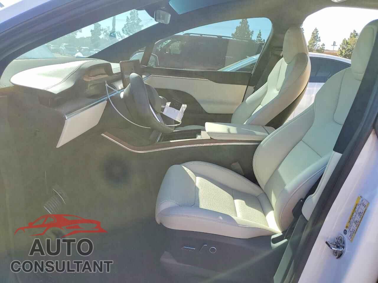 TESLA MODEL X 2024 - 7SAXCBE50RF458371