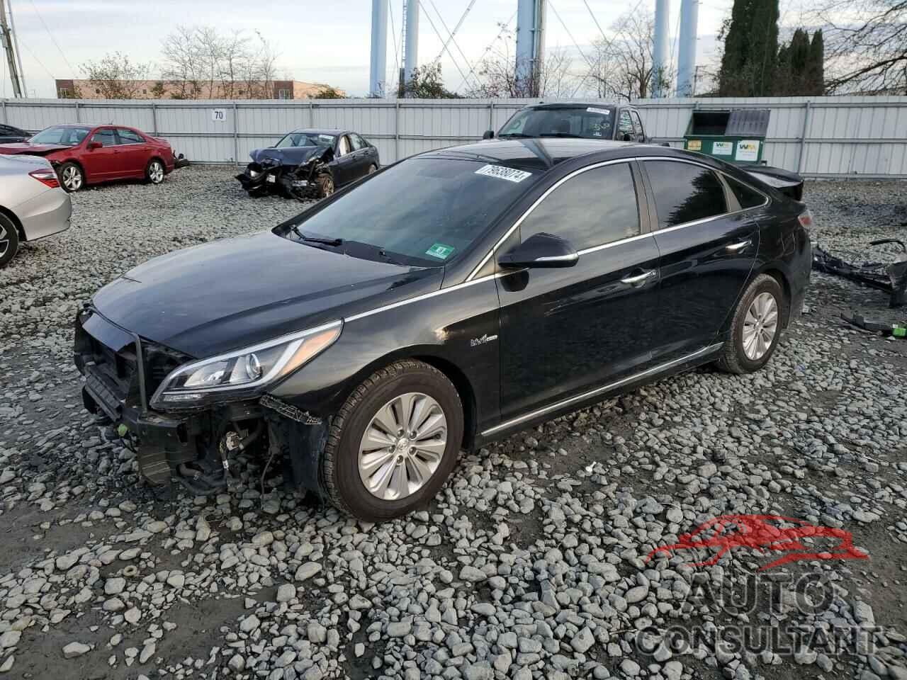 HYUNDAI SONATA 2017 - KMHE24L18HA056068