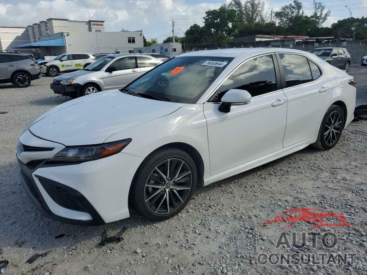 TOYOTA CAMRY 2023 - 4T1G11AK7PU768865