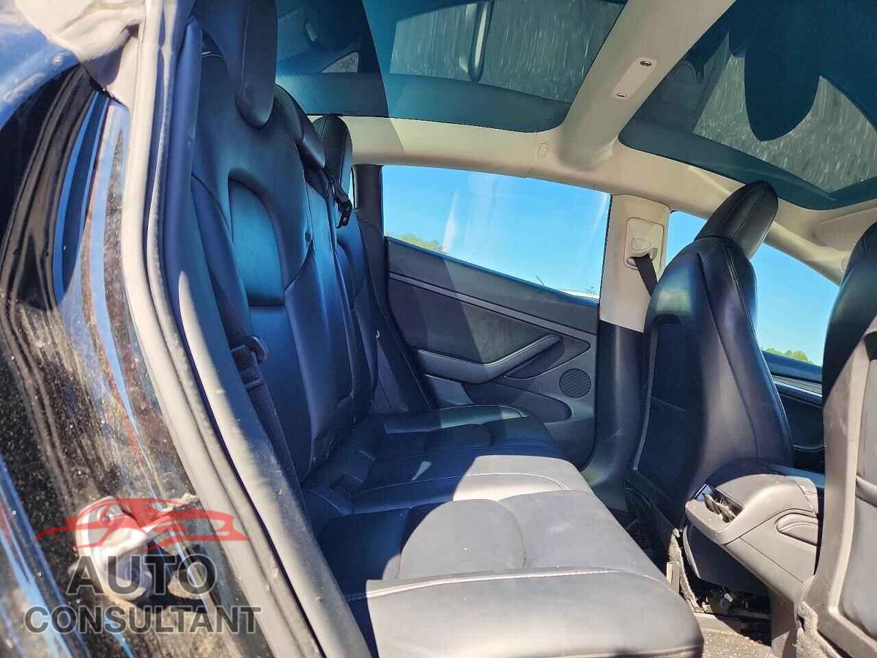 TESLA MODEL 3 2022 - 5YJ3E1EB6NF185064