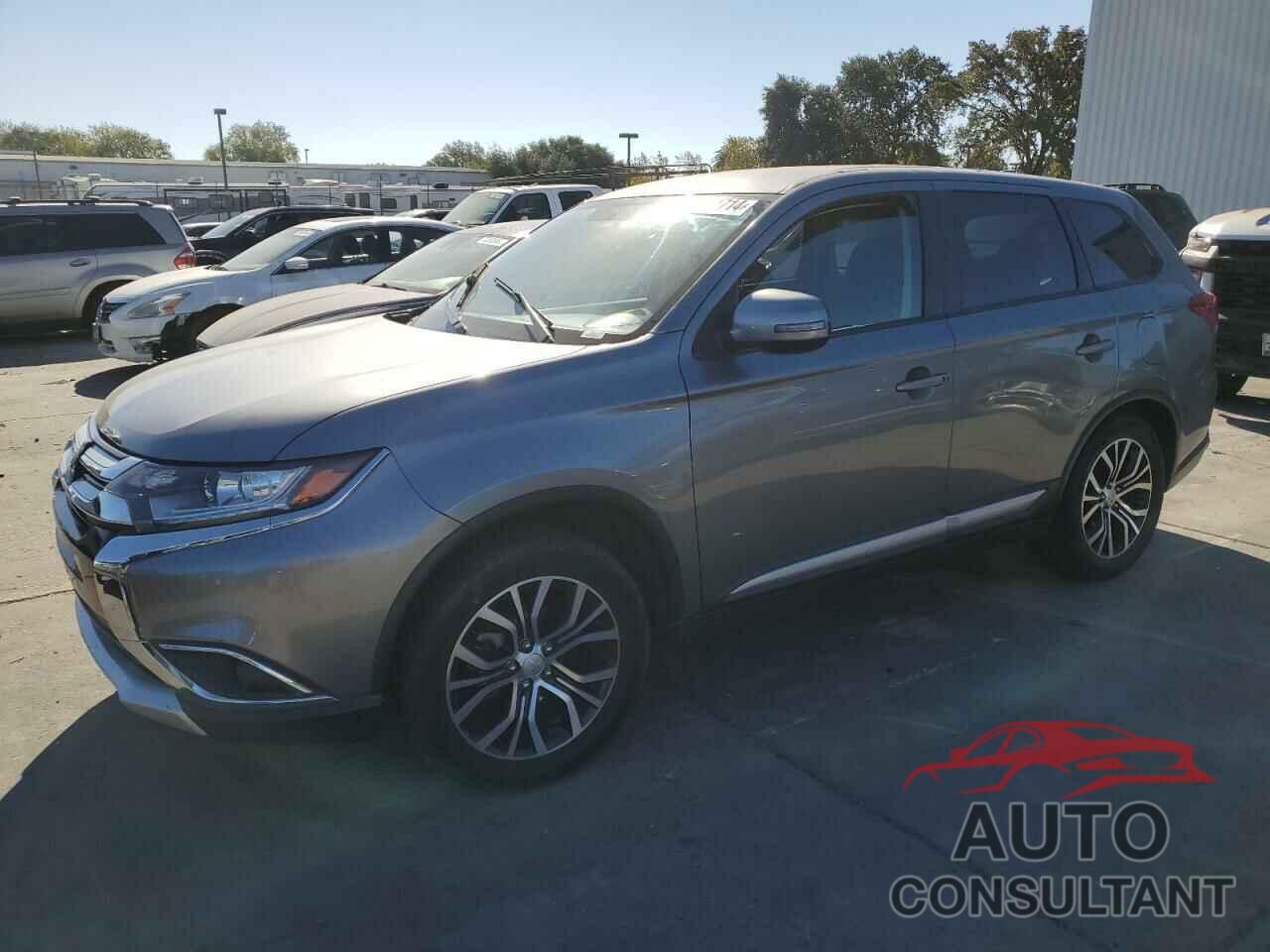 MITSUBISHI OUTLANDER 2018 - JA4AD3A31JZ041344