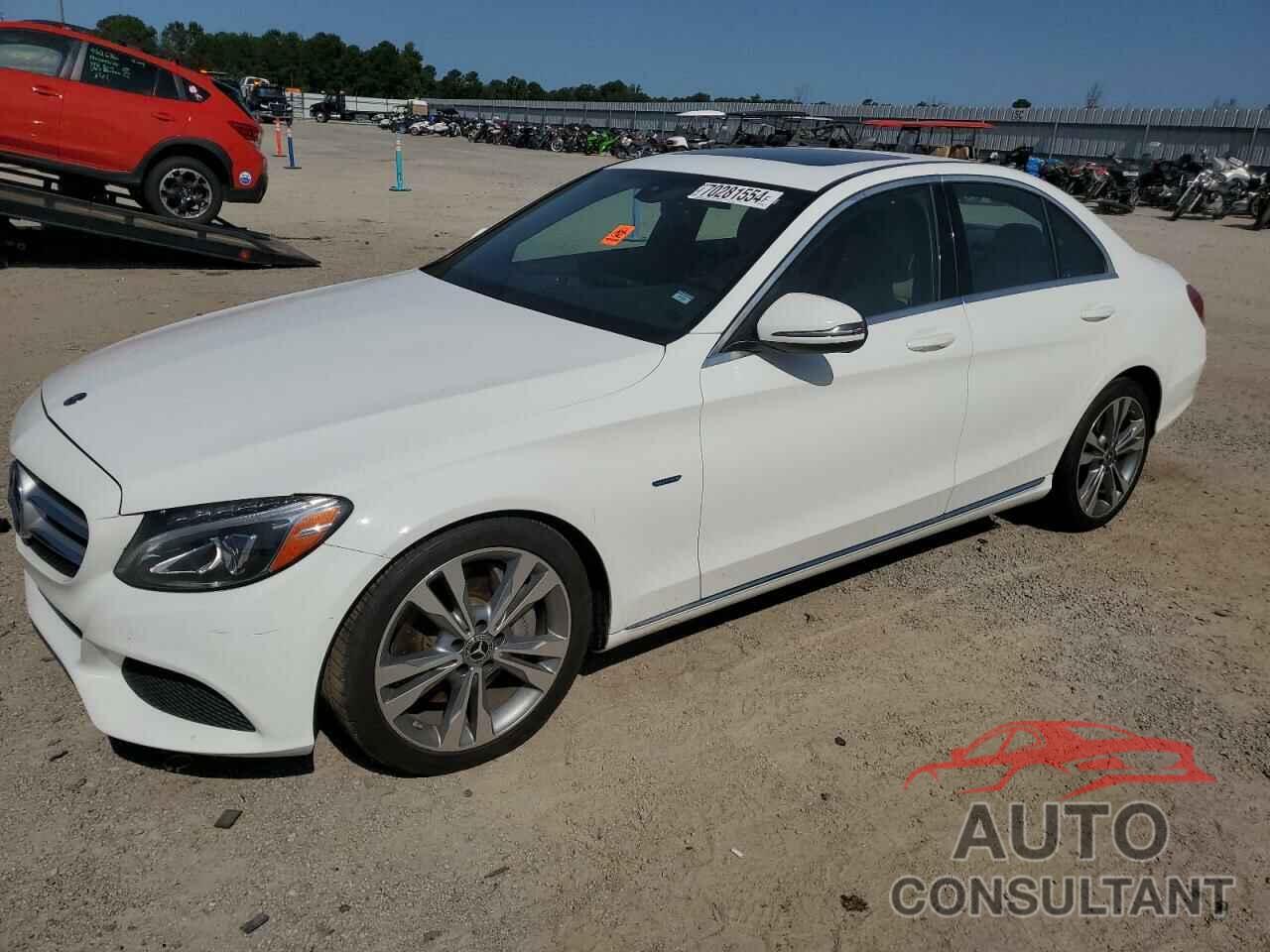 MERCEDES-BENZ C-CLASS 2018 - 55SWF4HB3JU236553