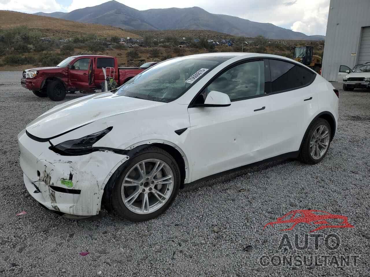 TESLA MODEL Y 2023 - 7SAYGDEE9PF710894