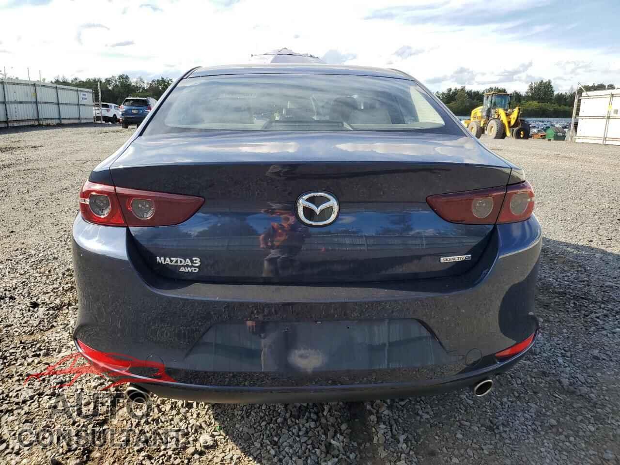 MAZDA 3 2019 - JM1BPBAM4K1114761