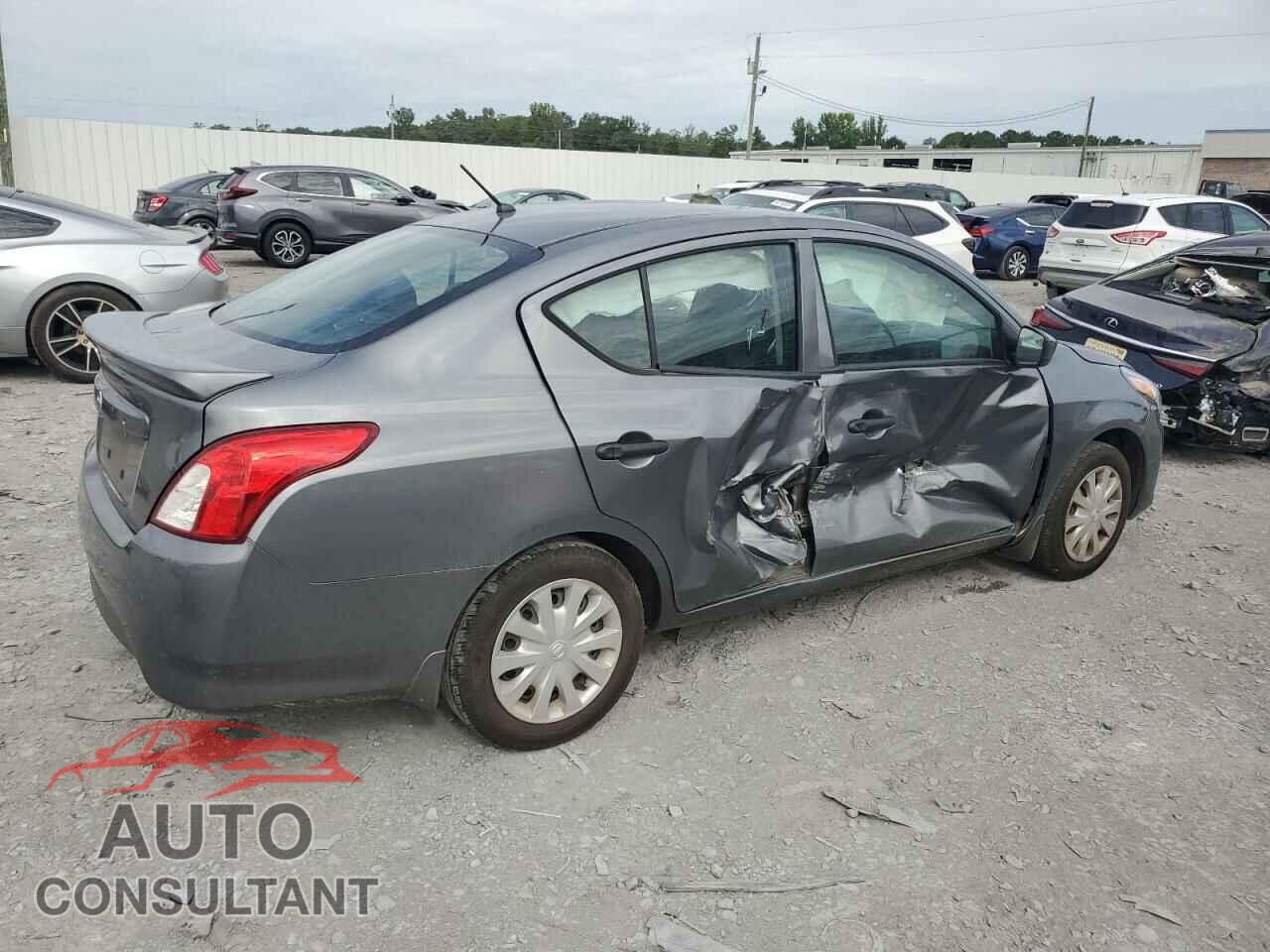 NISSAN VERSA 2017 - 3N1CN7AP1HL904704