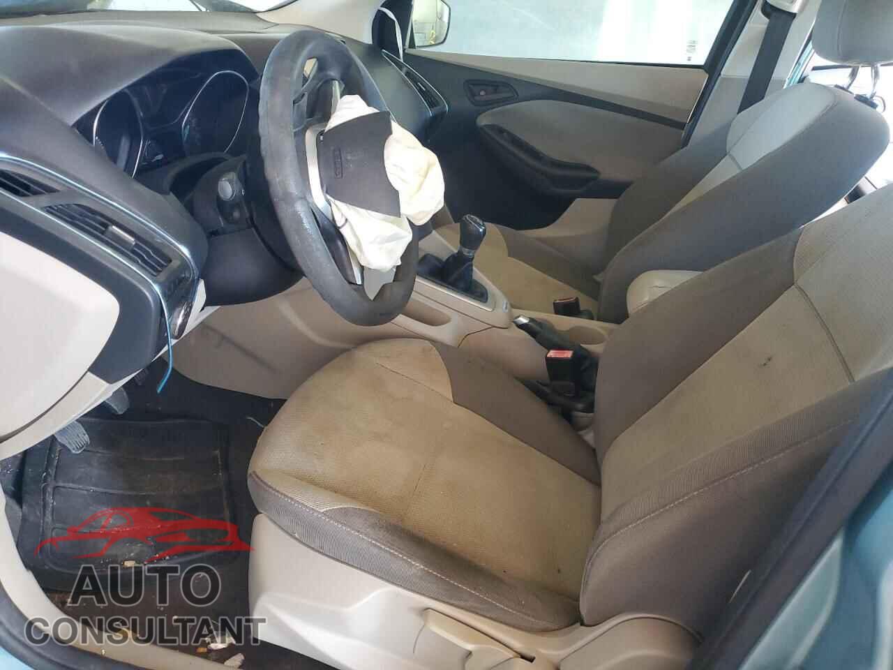 FORD FOCUS 2012 - 1FAHP3F21CL189310