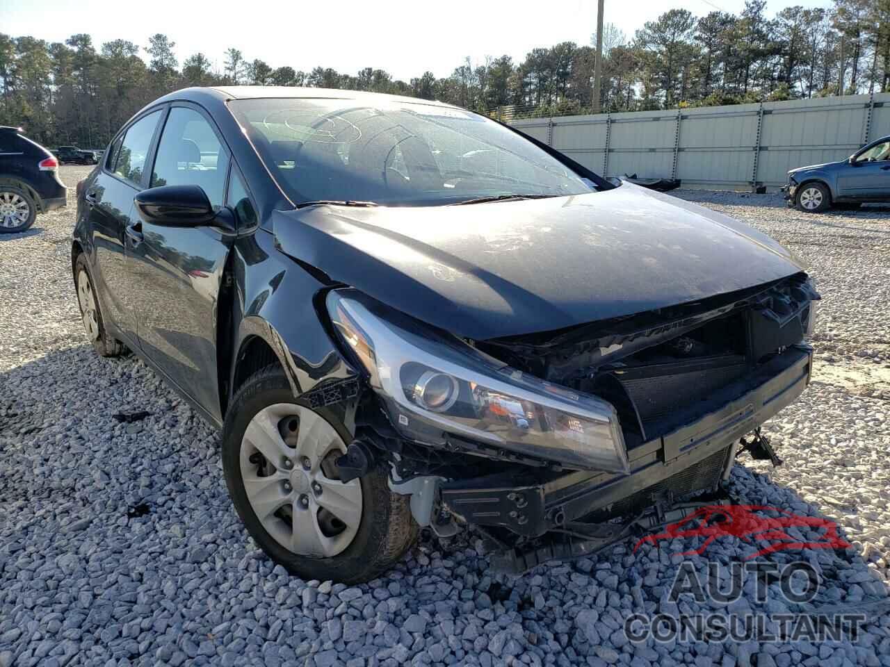 KIA FORTE 2017 - 3KPFK4A76HE026824