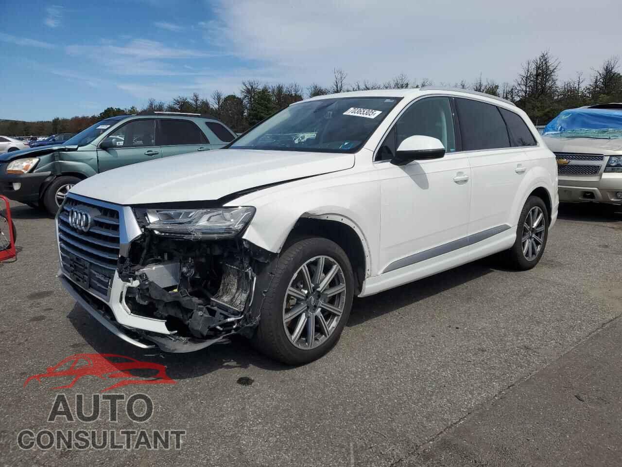 AUDI Q7 2019 - WA1AAAF74KD045007