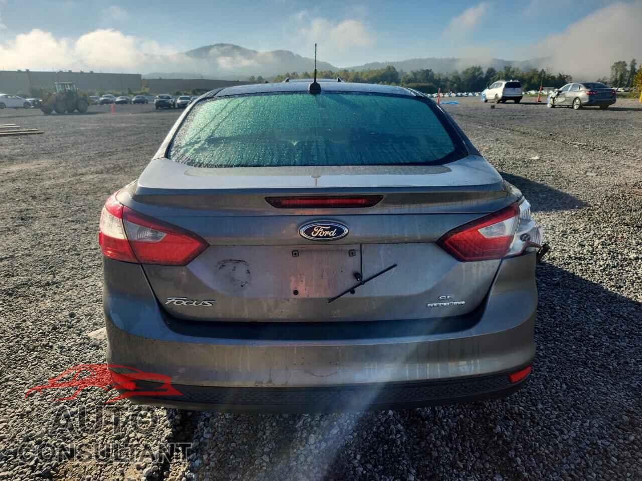 FORD FOCUS 2013 - 1FADP3F26DL209079