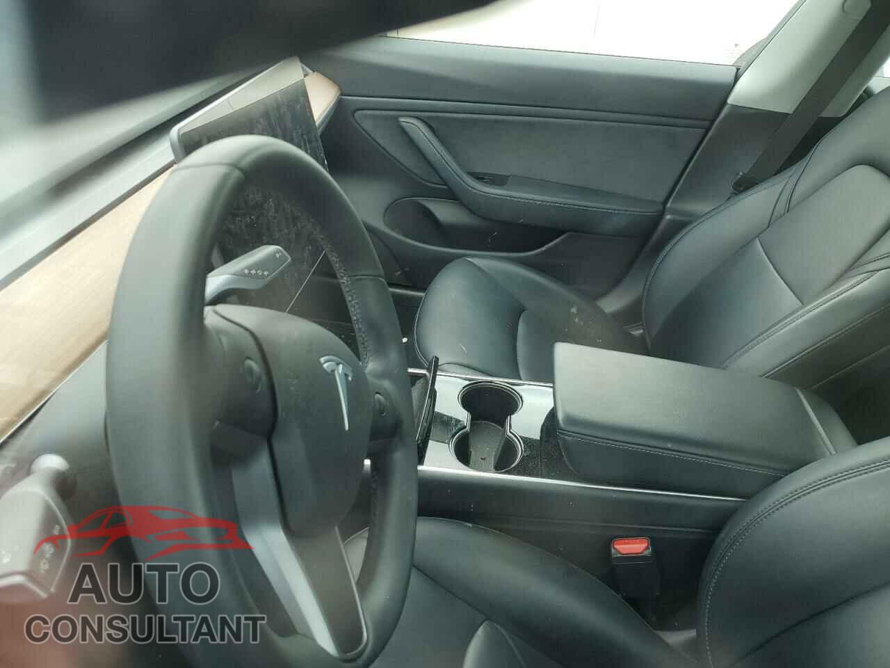 TESLA MODEL 3 2020 - 5YJ3E1EB3LF635847