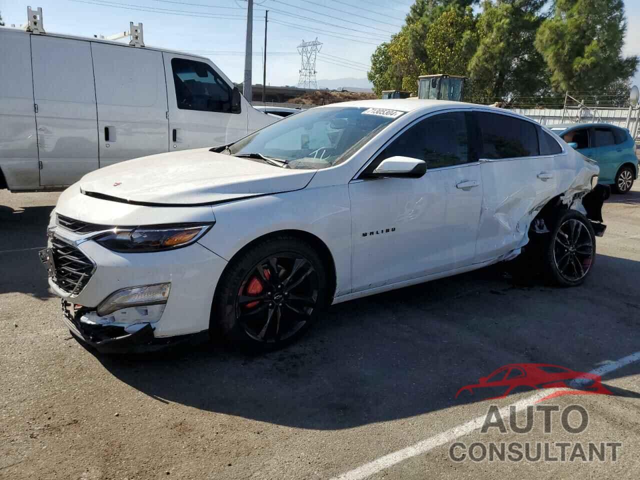 CHEVROLET MALIBU 2020 - 1G1ZD5ST8LF140792