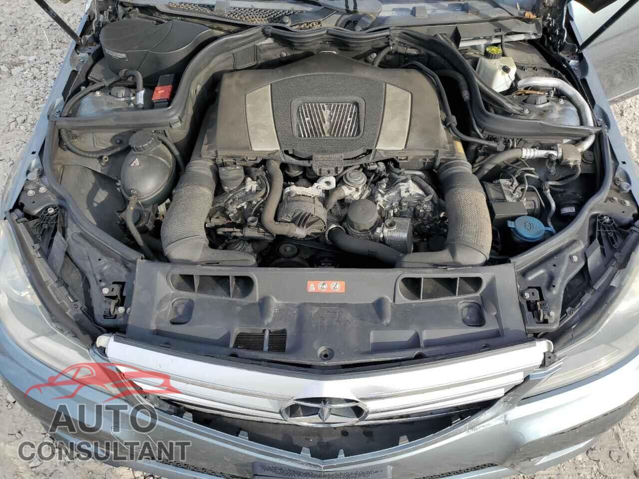 MERCEDES-BENZ C-CLASS 2012 - WDDGF8BB2CR226251