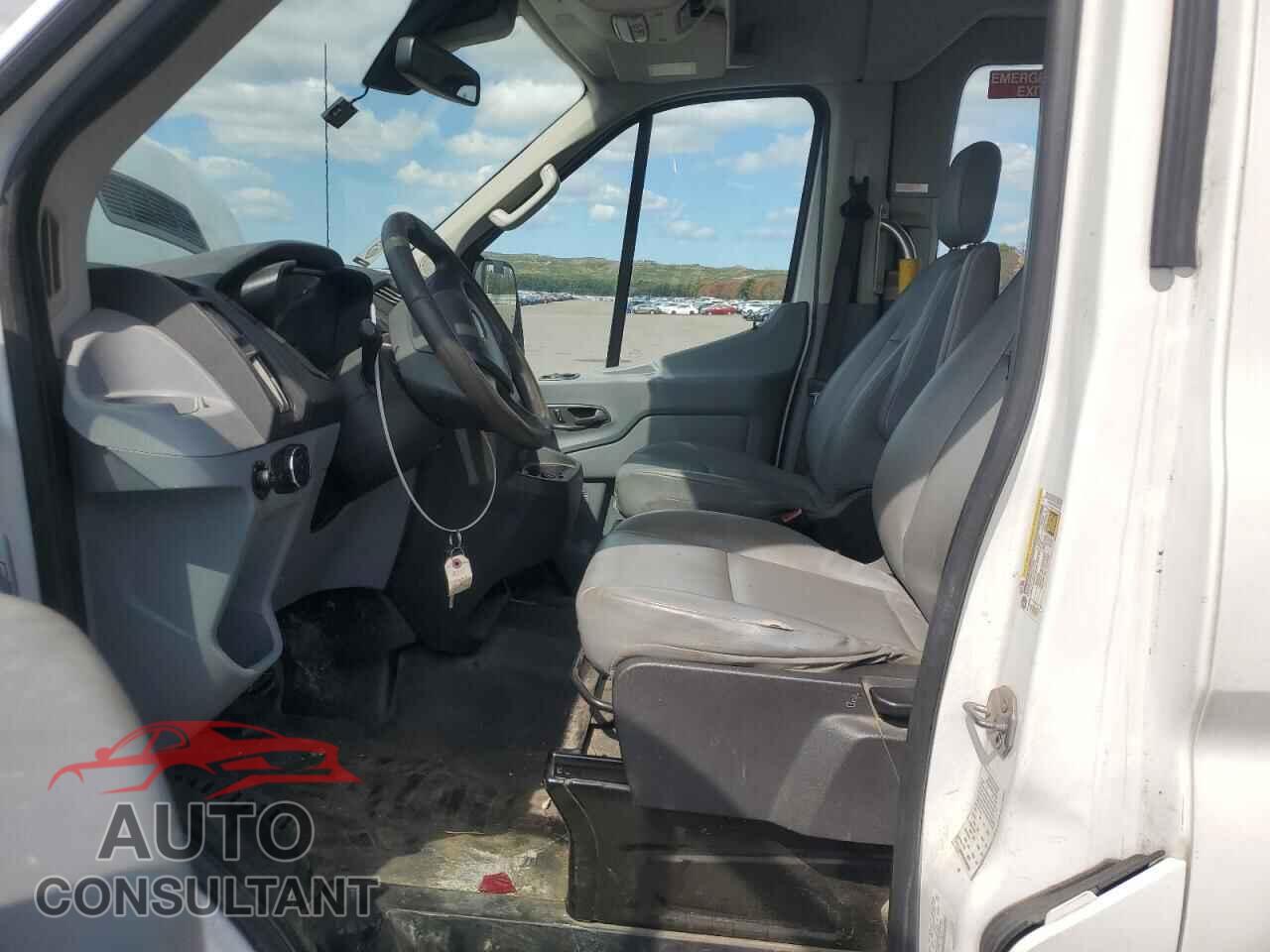 FORD TRANSIT 2017 - 1FBZX2CM5HKB49182