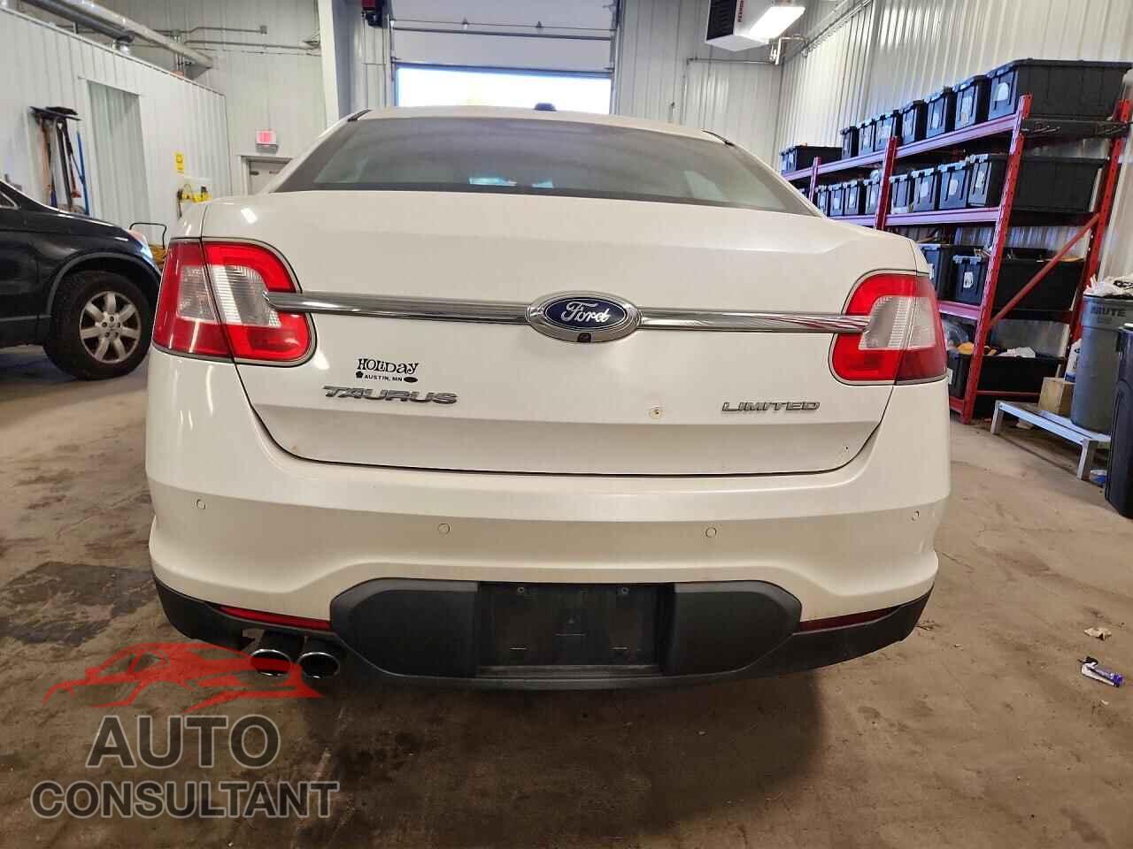 FORD TAURUS 2011 - 1FAHP2FW3BG113365