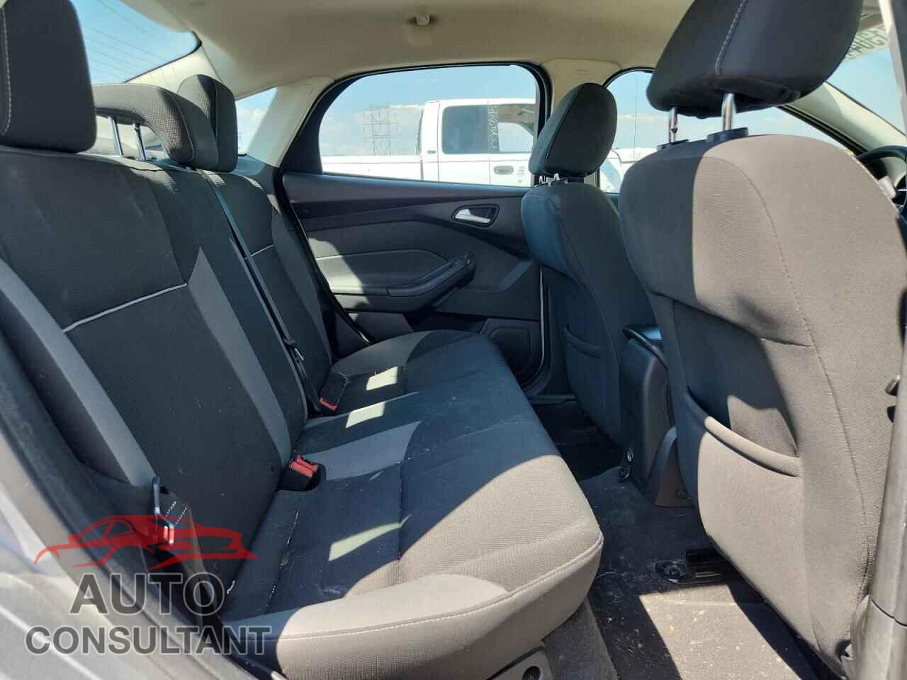 FORD FOCUS 2014 - 1FADP3F20EL238692