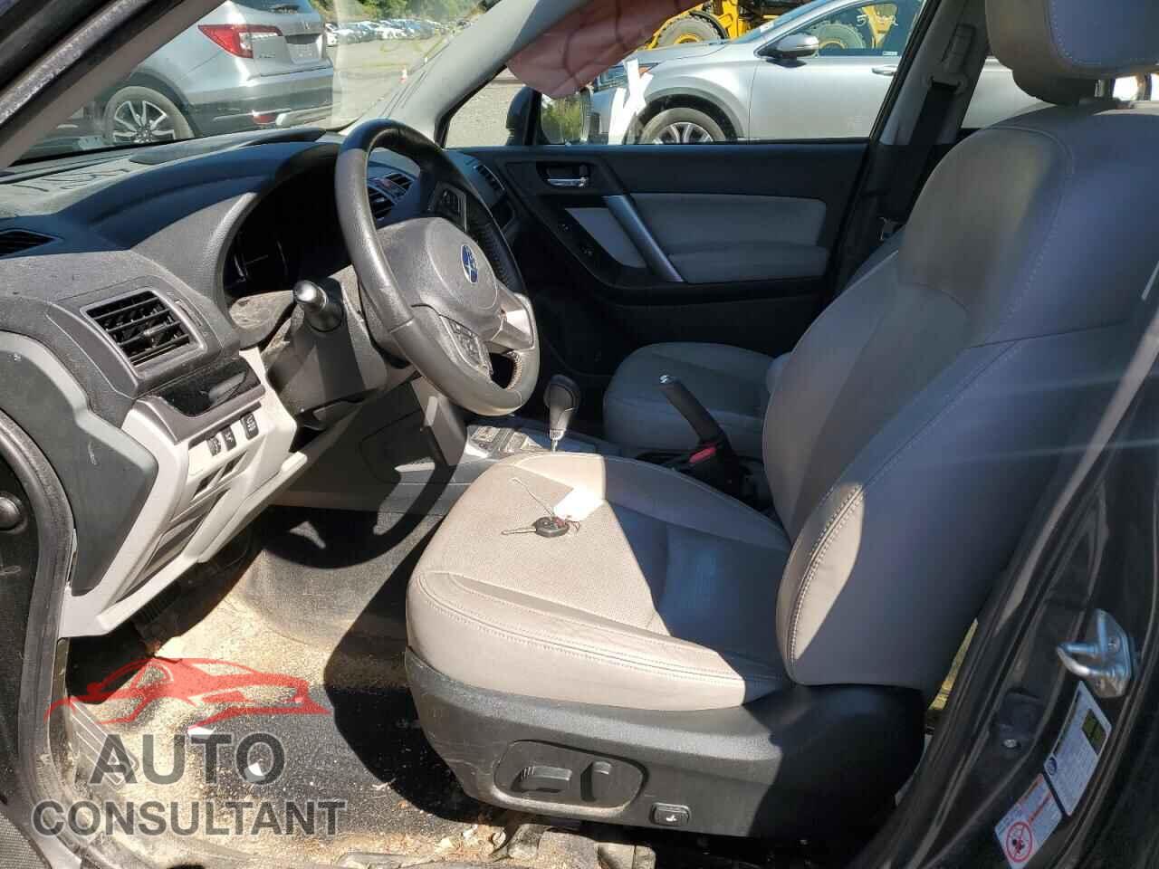 SUBARU FORESTER 2017 - JF2SJALC6HH413458