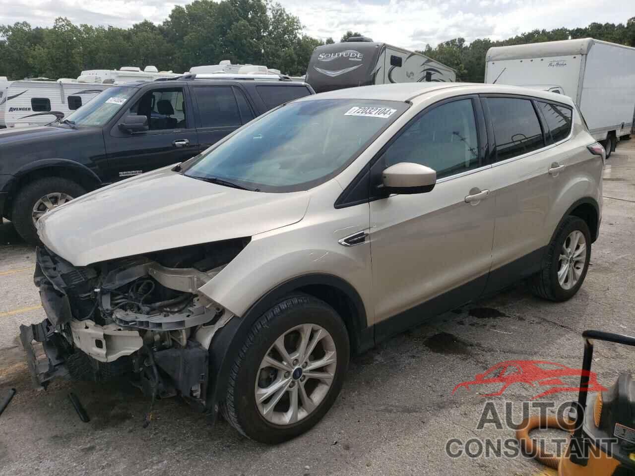 FORD ESCAPE 2017 - 1FMCU9G96HUA14172