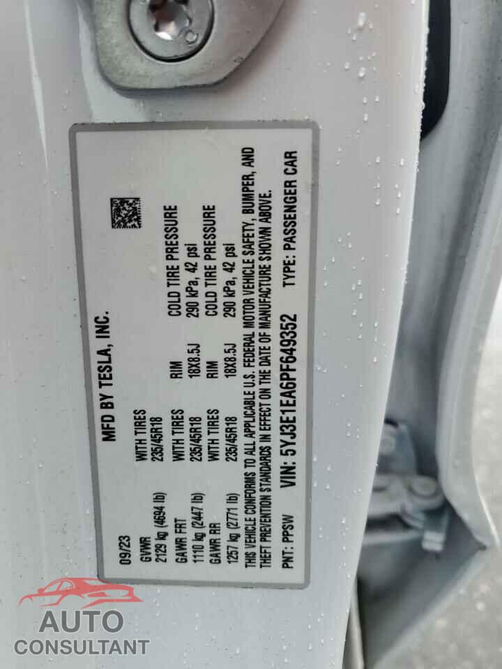 TESLA MODEL 3 2023 - 5YJ3E1EA6PF649352