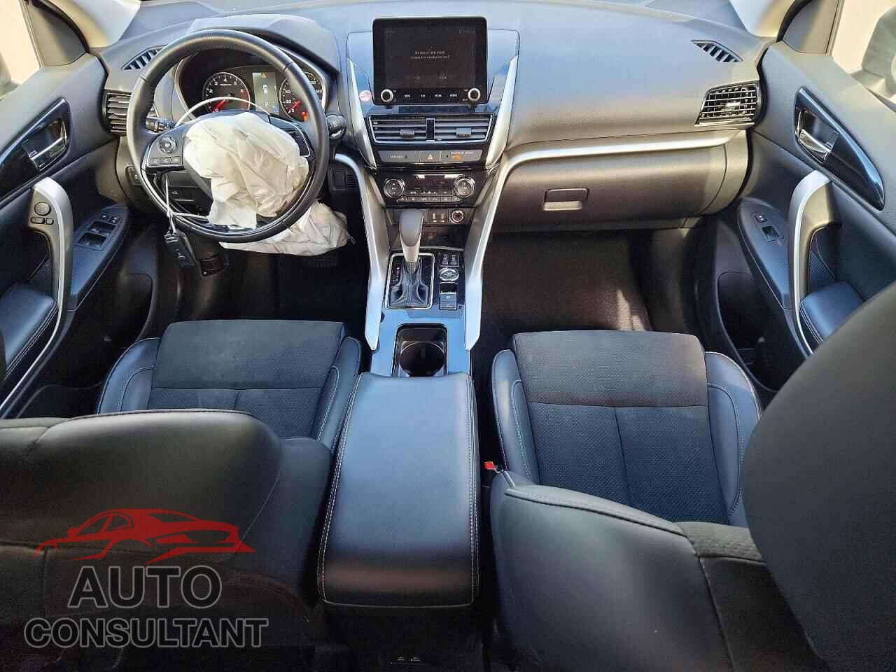 MITSUBISHI ECLIPSE 2025 - JA4ATWAA0SZ010560