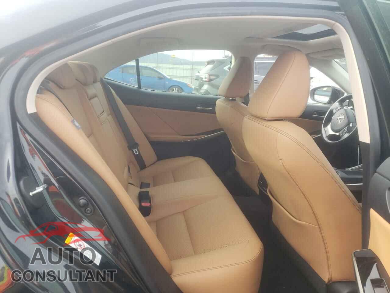 LEXUS IS 2017 - JTHCM1D28H5018603