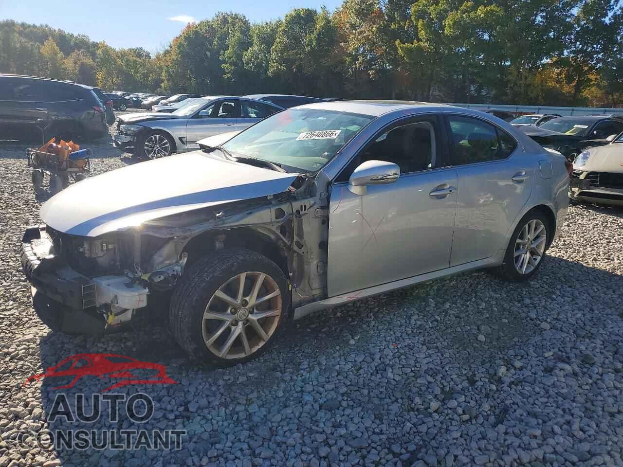 LEXUS IS 2011 - JTHCE5C23B5000586