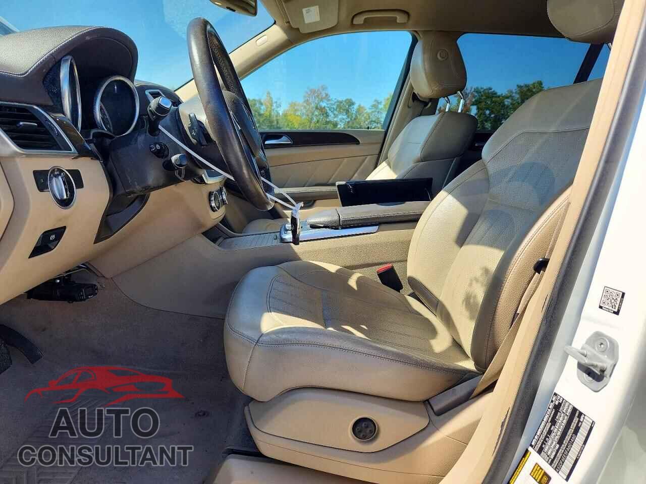 MERCEDES-BENZ GL-CLASS 2015 - 4JGDF6EE5FA601460
