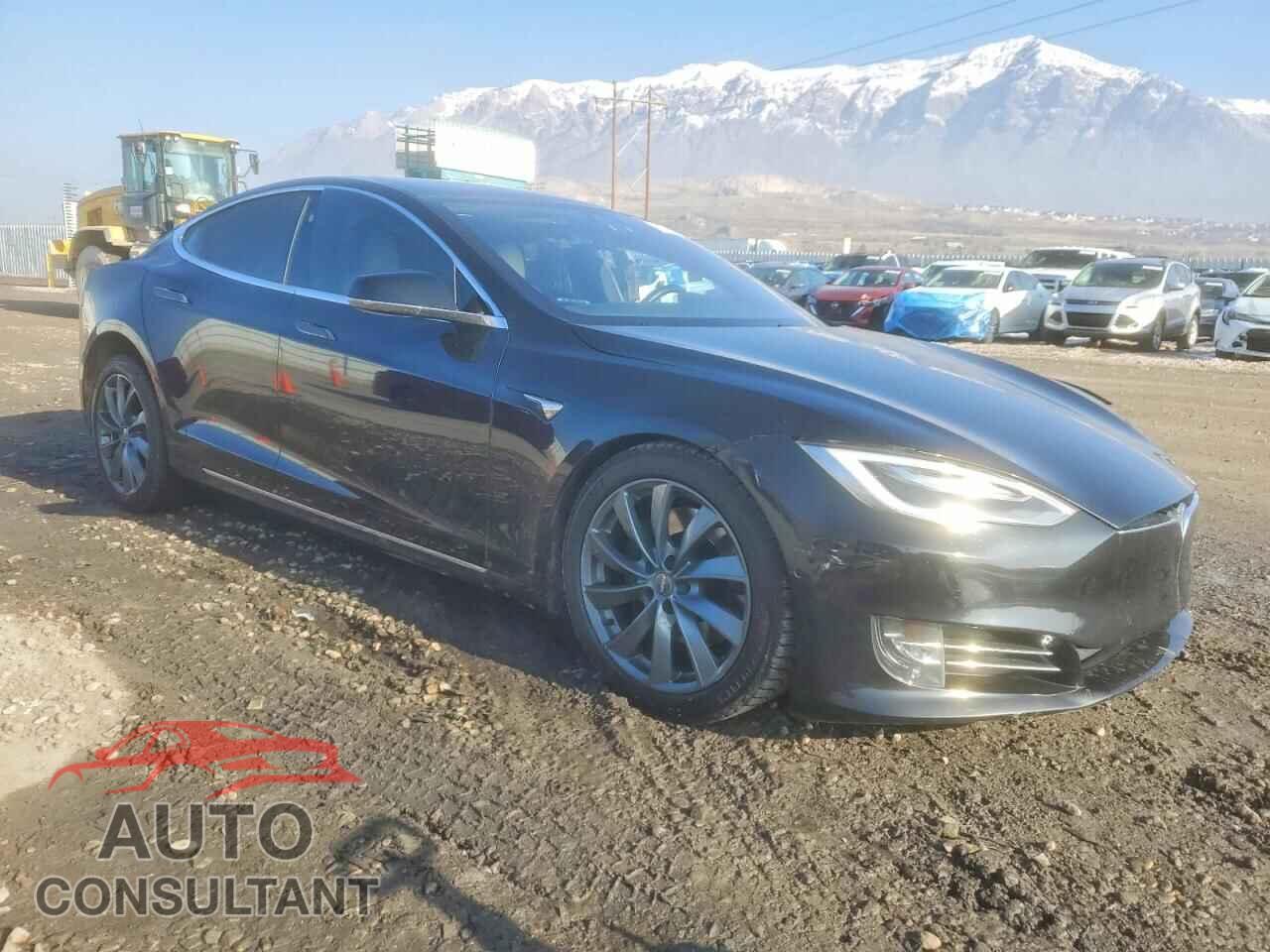 TESLA MODEL S 2020 - 5YJSA1E2XLF411059