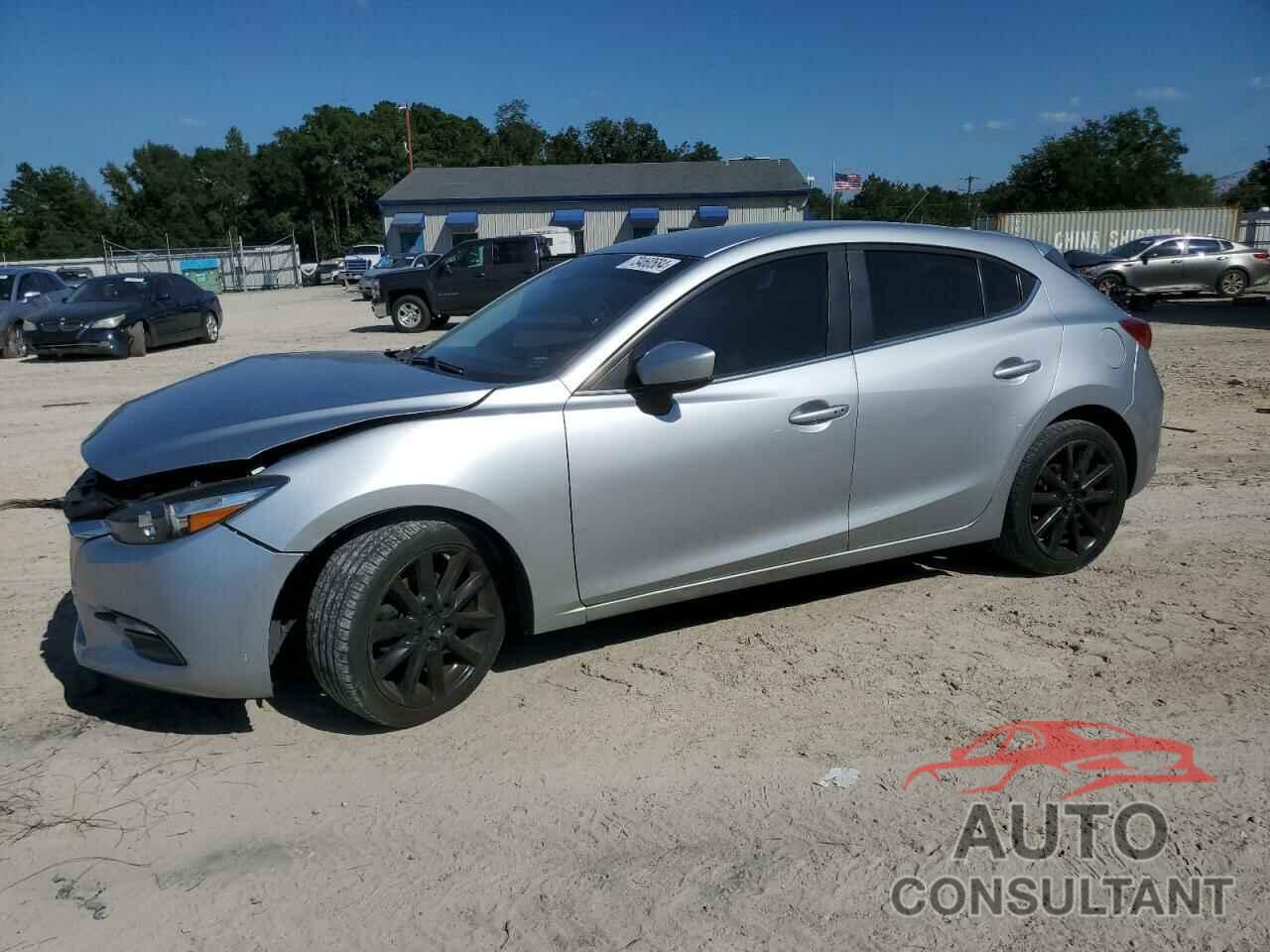 MAZDA 3 2018 - 3MZBN1L32JM208964