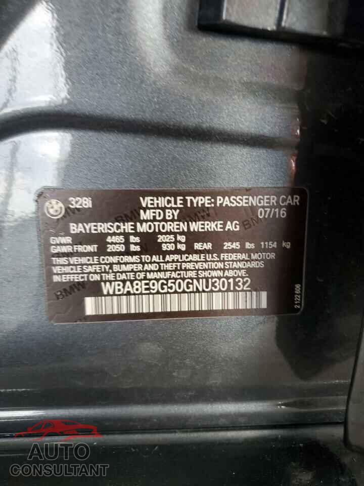 BMW 3 SERIES 2016 - WBA8E9G50GNU30132